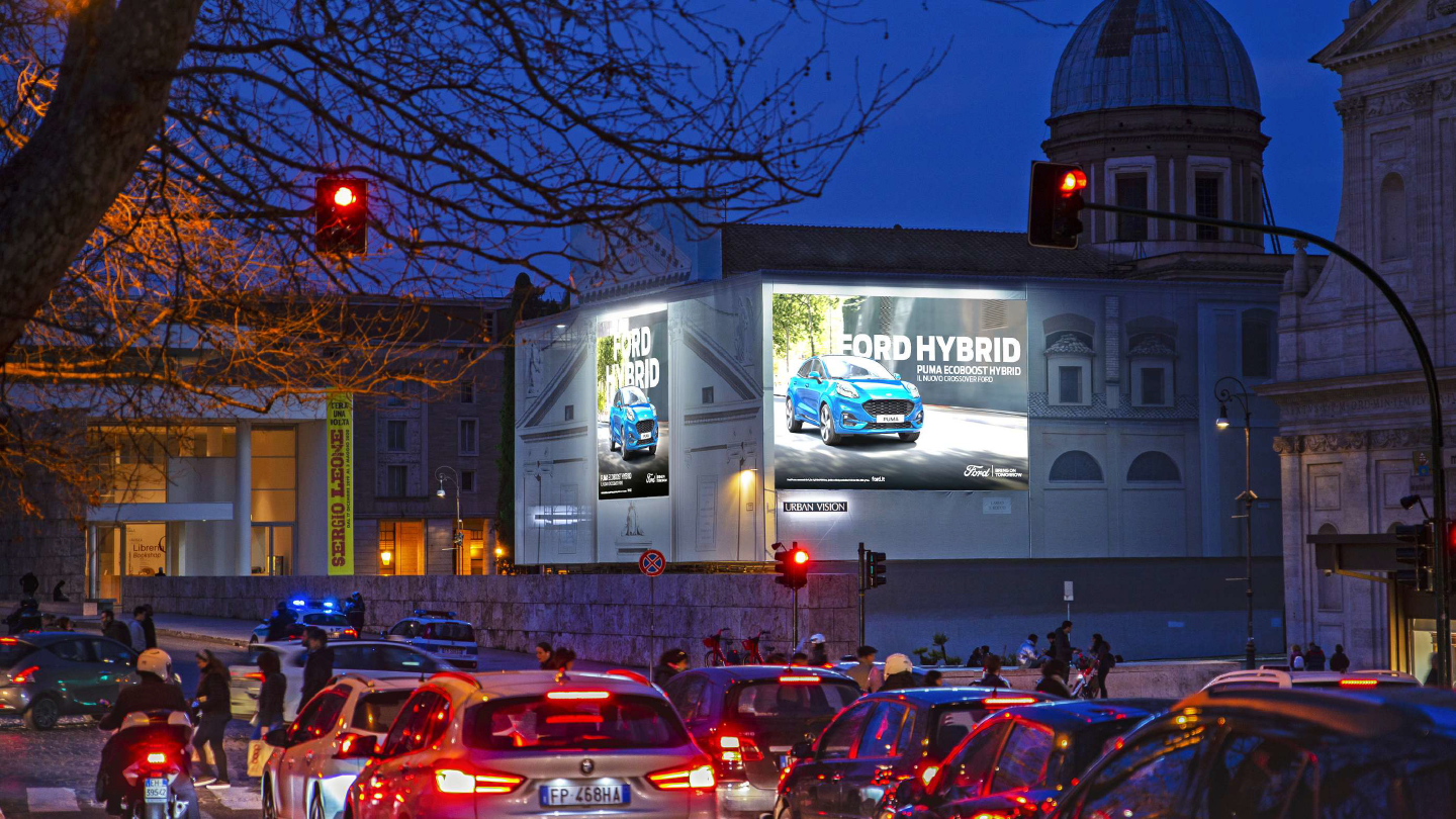 Lungotevere Marzio Ara Pacis digital billboard in Rome